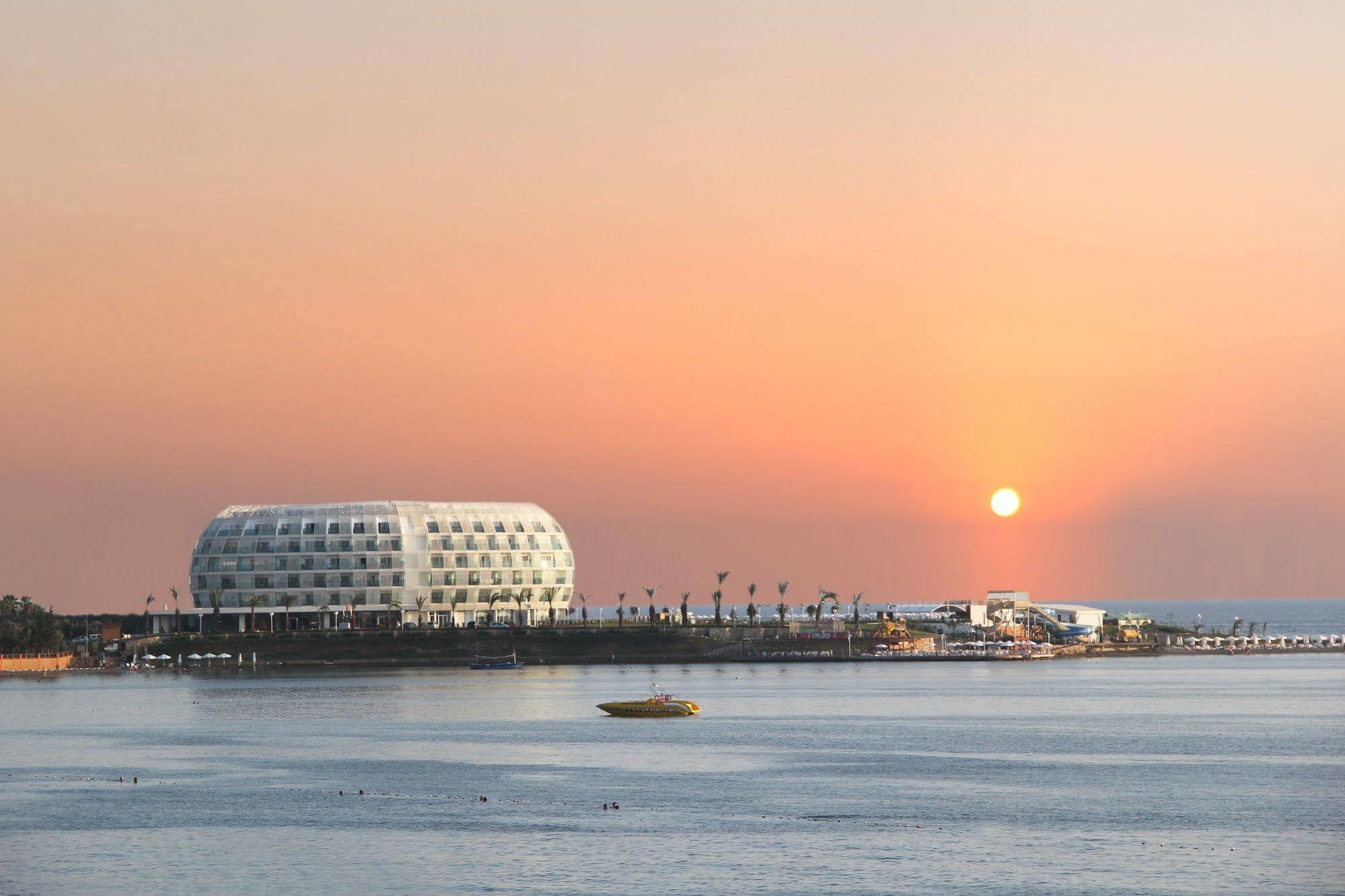 Sentido Golden Bay Hotel - Adults Only أفسالاّر المظهر الخارجي الصورة